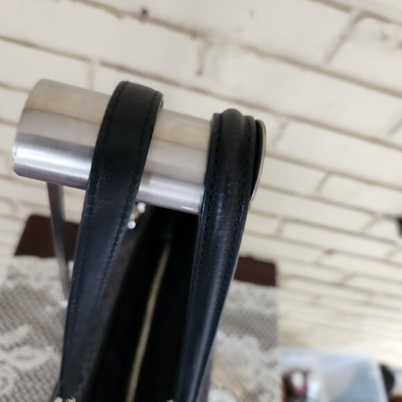 Euc Coach Signature Black Shoulder Bag Purse - Picture 5 of 13